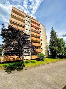 SüdseiteBalkonrechts.JPG - Etagenwohnung in Lauf an der Pegnitz zum Kaufen