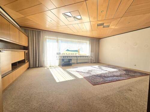 Wohnzimmer - 4 Zimmer Doppelhaushälfte zum Kaufen in Gaimersheim