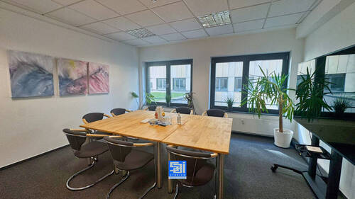 Besprechung - 