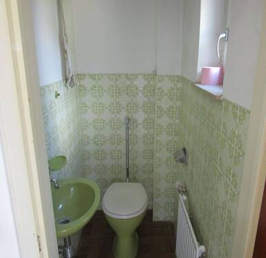 WC - 