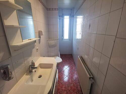Tageslichtbad m. Dusche und WC - 