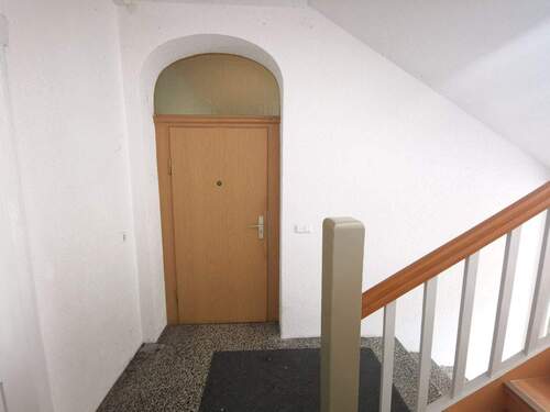 WE-Tür EG - 9 Zimmer Einfamilienhaus in Delitzsch