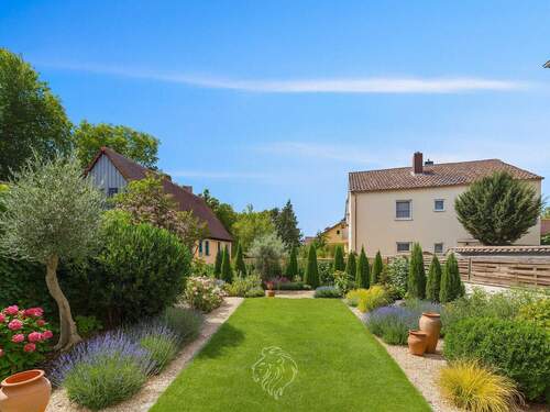 Garten/Einrichtungsbeispiel - 