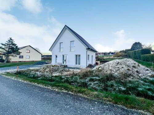 Frontansicht - 5 Zimmer Einfamilienhaus zum Kaufen in Mehlmeisel