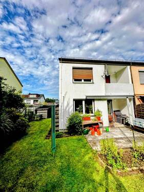 Gartenansicht.jpeg - Mehrfamilienhaus, Wohnhaus mit 120,00 m&sup2; in Lauf an der Pegnitz zum Kaufen