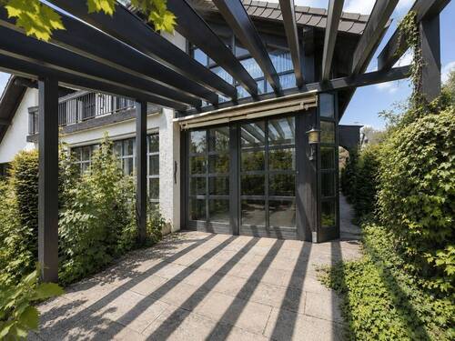 Terrasse der EG-Wohnung - 8 Zimmer Mehrfamilienhaus, Wohnhaus in Fulda