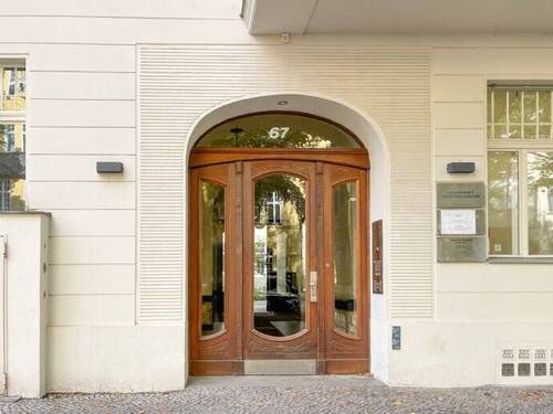 Eingang - Etagenwohnung mit 186,30 m&sup2; in Berlin zum Kaufen