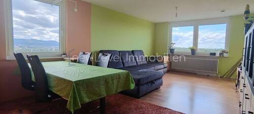 Wohnzimmer - Etagenwohnung mit 112,00 m² in Reutlingen zum Kaufen