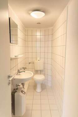 Gäste-/Kunden-WC - 