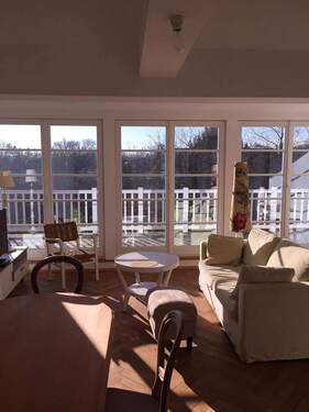 Wohnzimmer - 2 Zimmer Etagenwohnung zum Kaufen in Hamburg