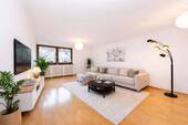 Wohnzimmer - 3 Zimmer Etagenwohnung zum Kaufen in München