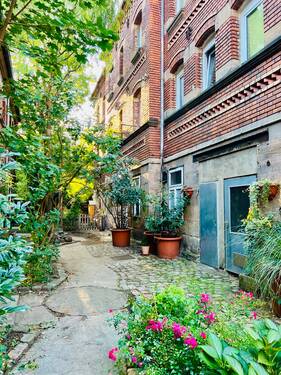 Hinterhaus - 