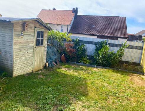 Gartenhaus - 5 Zimmer Einfamilienhaus zum Kaufen in Lichtenau