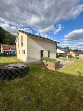 Südseit.jpeg - 4 Zimmer Mehrfamilienhaus, Wohnhaus in Etzelwang