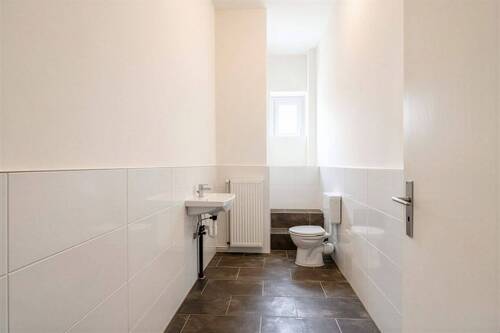 Badezimmer - Gewerbeobjekt (Büro, Produktion, Verkauf) in Oranienburg zur Miete