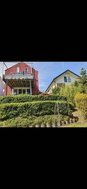 Frontansicht - 4 Zimmer Etagenwohnung in Siegen