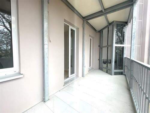 Parkbalkon - 3 Zimmer Etagenwohnung zum Kaufen in Berlin