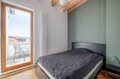 Weiteres Zimmer mit Zugang zum Balkon - 