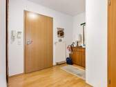 Garderobe - 3 Zimmer Etagenwohnung zum Kaufen in Friedrichshafen