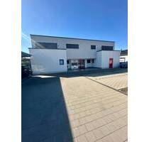 Exklusive Erdgeschosswohnung mit Penthouse-Flair und Fernblick, Design trifft Wohnkomfort - Reichenschwand