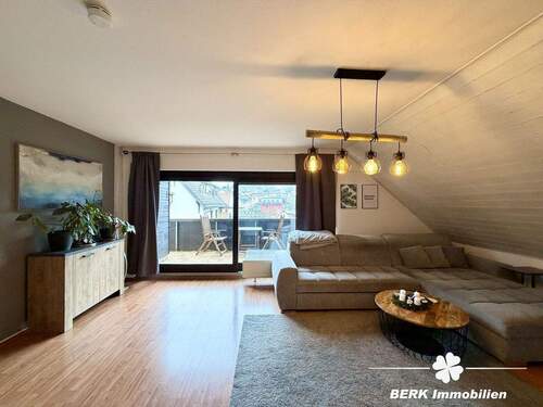 IMG_0619 - BERK Immobilien - Großzügige 4-Zimmer-Eigentumswohnung mit Balkon & Ausbaupotenzial in Mespelbrunn-Hessenthal
