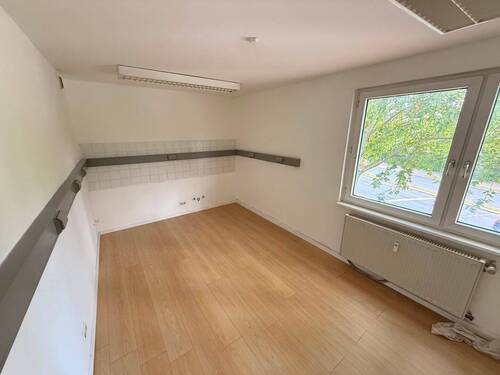 Zimmer 4 - 