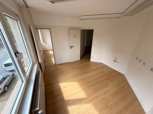 Zimmer 6 - 