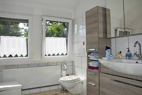 Badezimmer im Obergeschoss - 