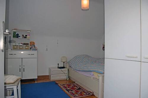 Zimmer 3 - 