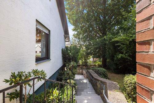 EFH Baierner Weg Lappersdorf -53 - 7 Zimmer Doppelhaushälfte in Lappersdorf