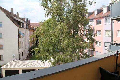 Blick von der Loggia - Sorglos glücklich in Johannis - Vermietete 3 Zimmer-Wohnung mit Stellplatz im Szeneviertel