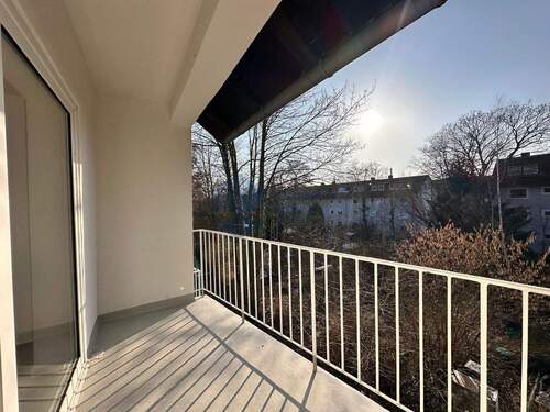 Westbalkon - 3 Zimmer Etagenwohnung in Hannover