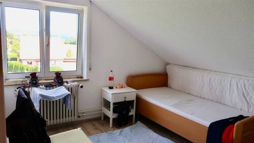 Schlafzimmer 1 DG - 