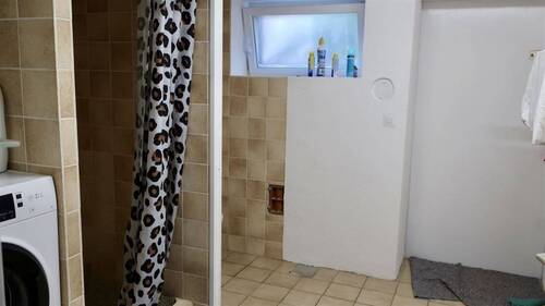 Tageslichtbad Souterrain - 