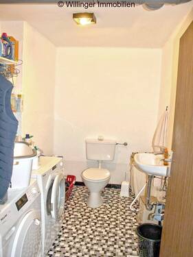 . Waschraum mit Toilette Erdgeschoss - 