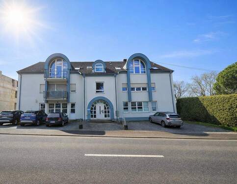 98714AD5-26CD-4794-838E-CAC009FDAC82.jpg - Direkt an der Grenze L-Remich schöne geräumige Wohnung