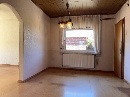 Esszimmer - 7 Zimmer Einfamilienhaus in Großefehn