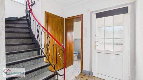 Eingnagsbereich - 7 Zimmer Einfamilienhaus zum Kaufen in Perl/Besch