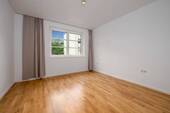 4 - Etagenwohnung mit 140,60 m² in Berlin zum Kaufen
