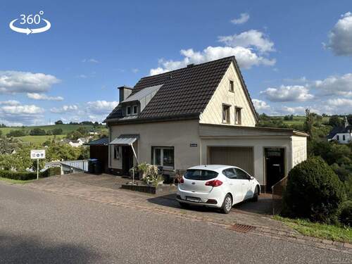 SP-25-CS-125 - Einfamilienhaus mit Einliegerwohnung in Gladbach - großes Grundstück & viele Modernisierungen