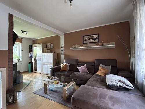 EG Wohnzimmer - 6 Zimmer Einfamilienhaus zum Kaufen in Gladbach