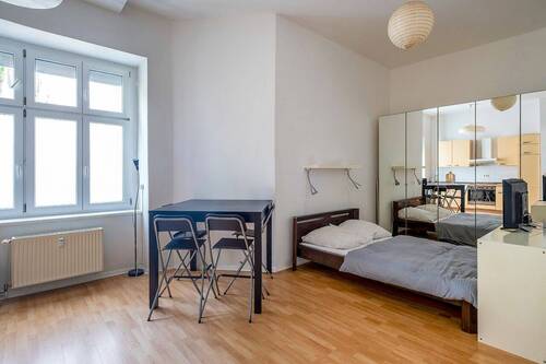 Weitere Ansicht Zimmer - 1 Zimmer Etagenwohnung zum Kaufen in Berlin