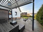 Terrasse mit Pergola - 