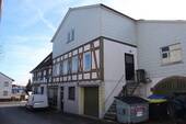 Bild 4 - Mehrfamilienhaus, Wohnhaus mit 150,00 m&sup2; in Lauterbach (Hessen) zum Kaufen