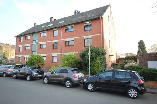 Frontansicht - Mehrfamilienhaus, Wohnhaus zum Kaufen in Mönchengladbach