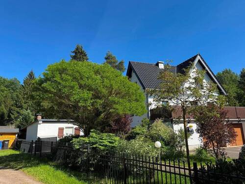 Bild 1 - Einfamilienhaus auf Naturgrundstück Nähe Chemnitz