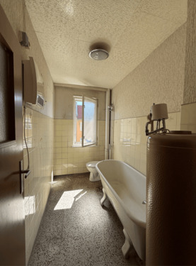 Badezimmer - 2 Zimmer Etagenwohnung zur Miete in Berlin
