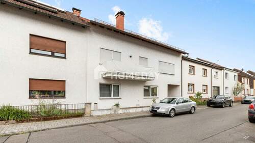 Außenansicht 1 - 1 Zimmer Mehrfamilienhaus, Wohnhaus zum Kaufen in Neulußheim