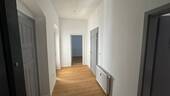 Flur.JPG - 3 Zimmer Etagenwohnung in Freiberg