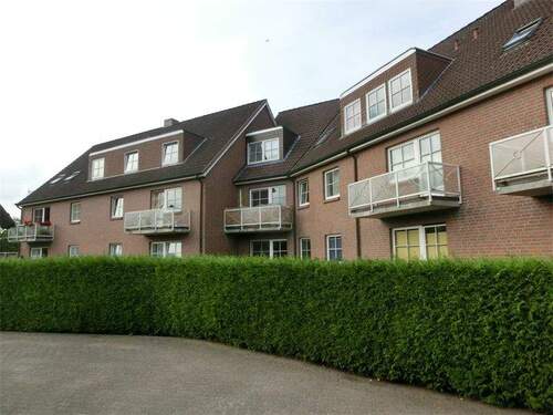 Aussenansicht-Süd - 4 Zimmer Etagenwohnung in Trittau